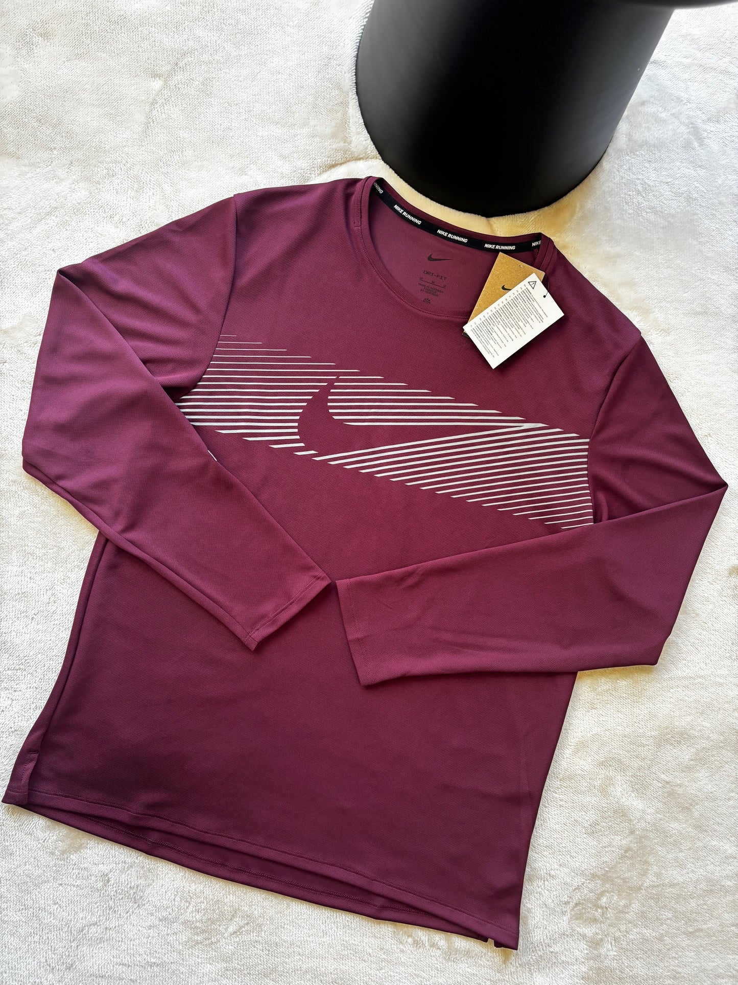 Nike Dri-Fit UV Long Sleeved Miler Flash T-Shirt