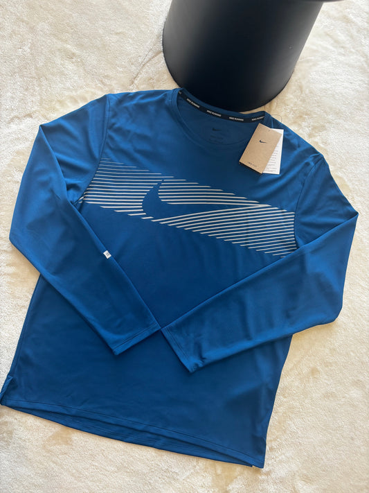 Nike Dri-Fit UV Long Sleeved Miler Flash T-Shirt